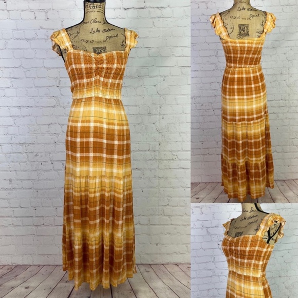 En Elly Plaid Multi Tier Ruched Bodice Maxi